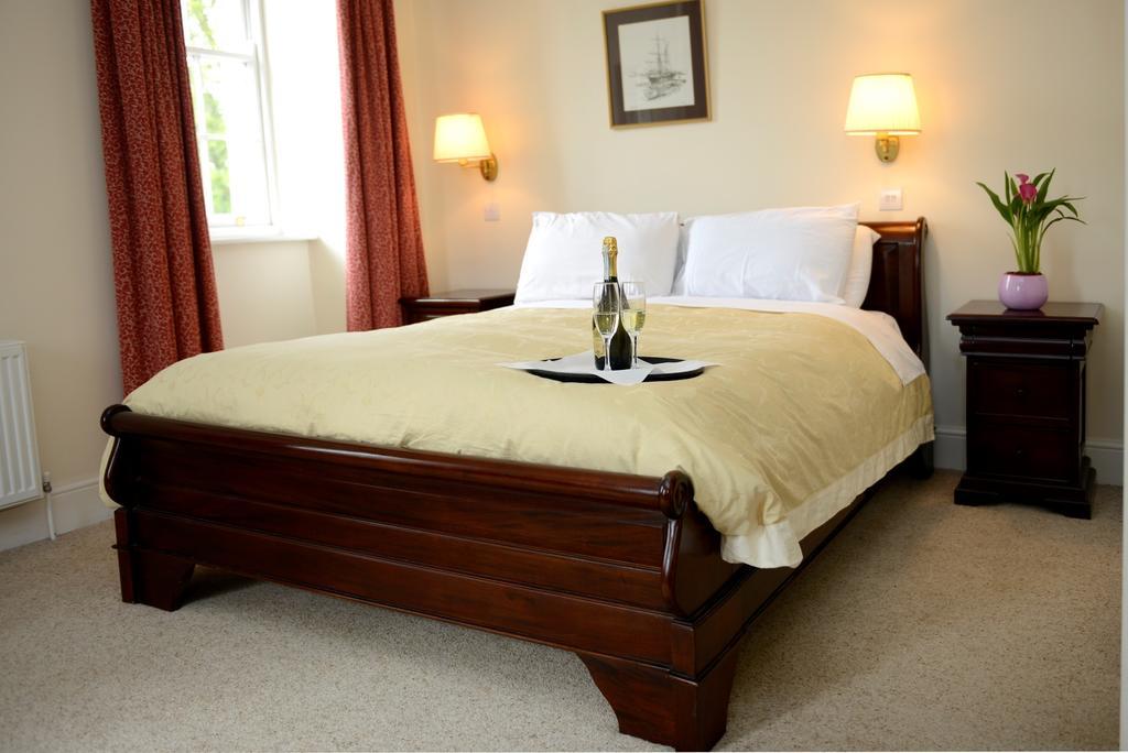 Ashbrook Arms Townhouse And Restaurant Hotel Durrow Exterior foto