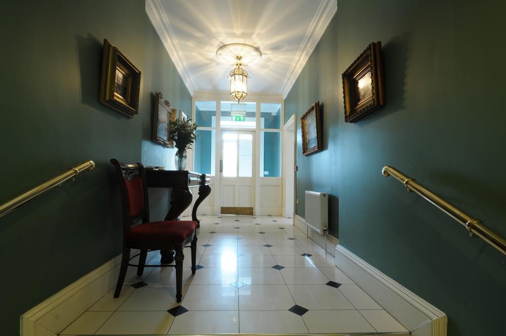 Ashbrook Arms Townhouse And Restaurant Hotel Durrow Exterior foto